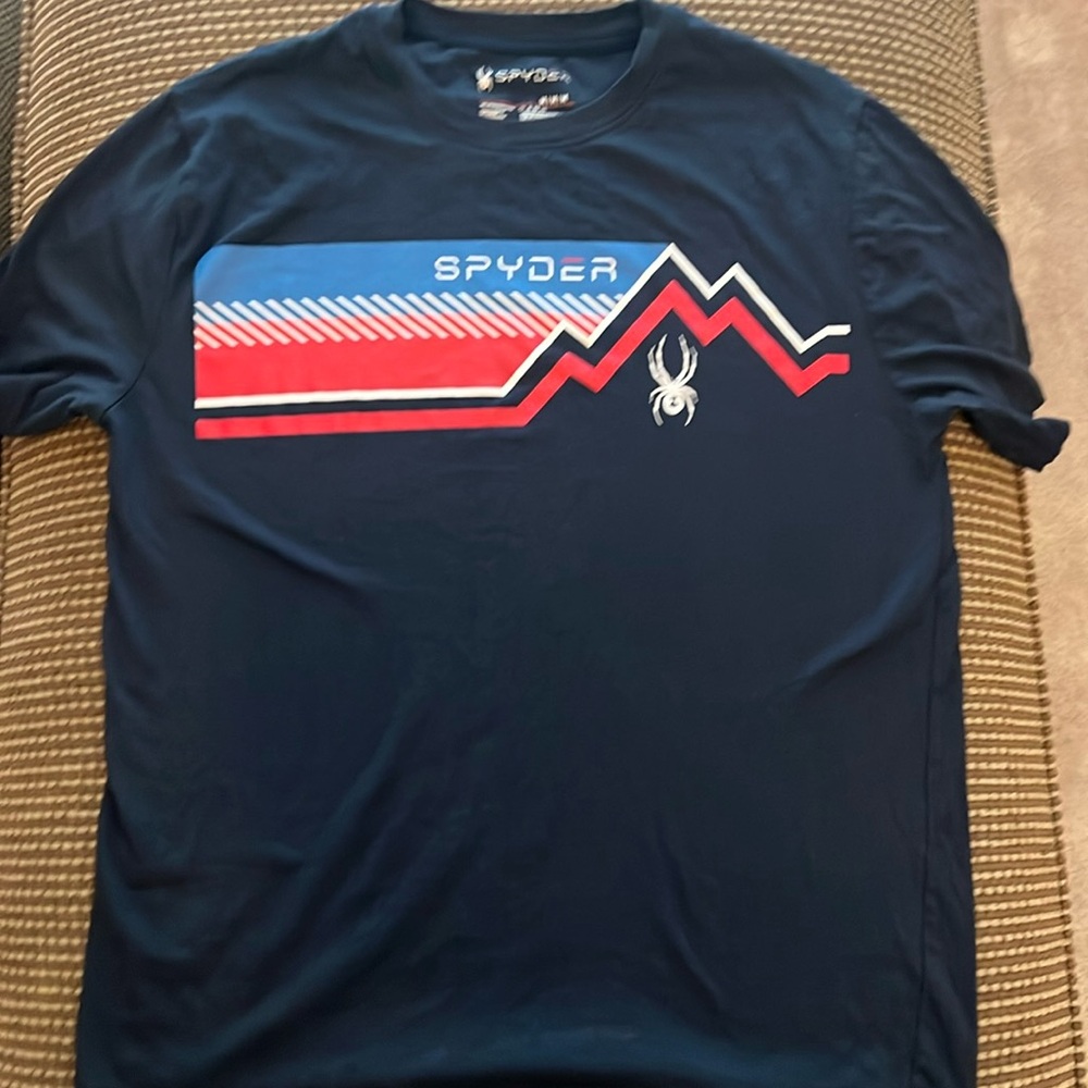 EUC Spyder graphic tee size medium